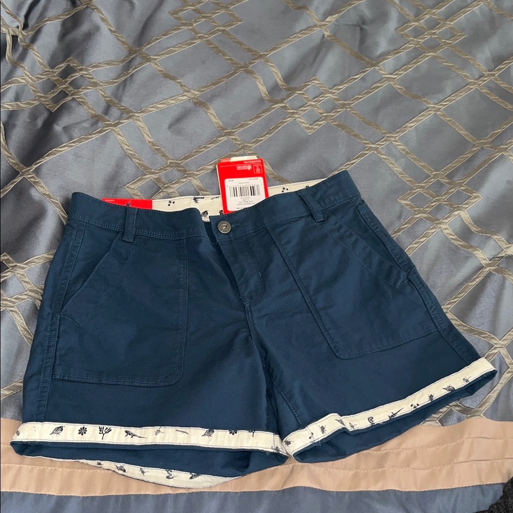 The North Face Navy Blue Women’s Casual Shorts with White Trim